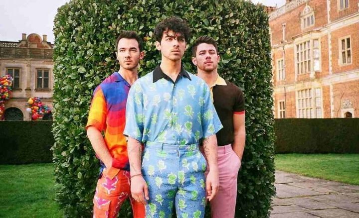 The Jonas Brothers release Happiness Begins