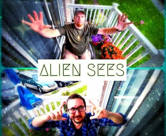 Alien Sees